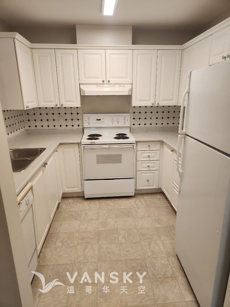 250301202623_condo7.jpg