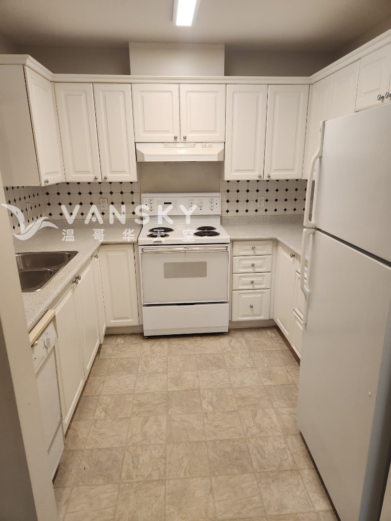 250303084054_condo7.jpg