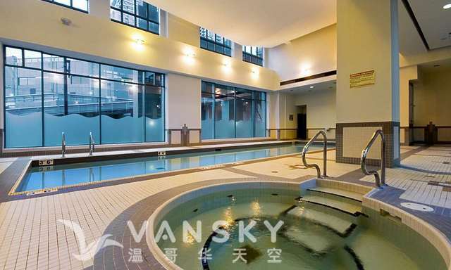 250429184121_950-cambie-Jacuzzi.jpg