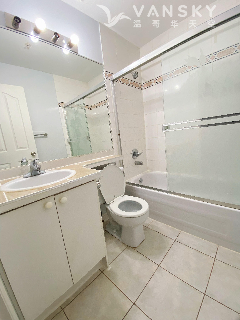 250517193343_washroom.jpg