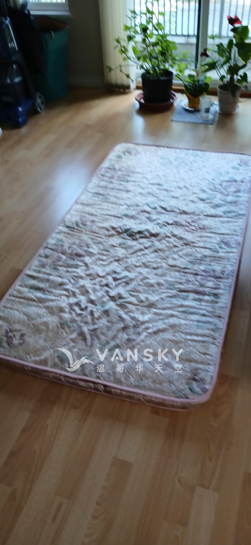 250526081236_mattress.jpg