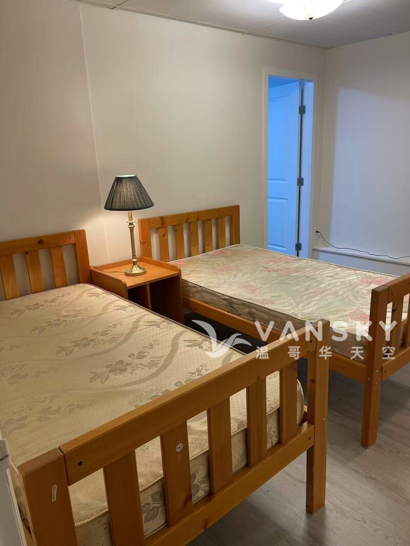 温东39街近Victoria特式屋 新装修楼下平地一房套间出租