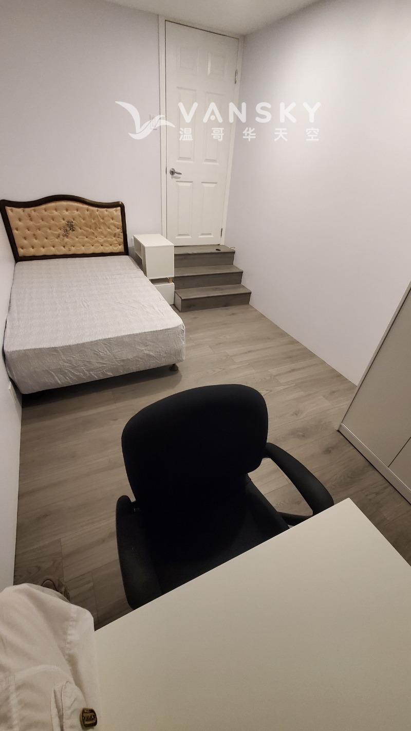 250604094231_bedroom2_1.jpg
