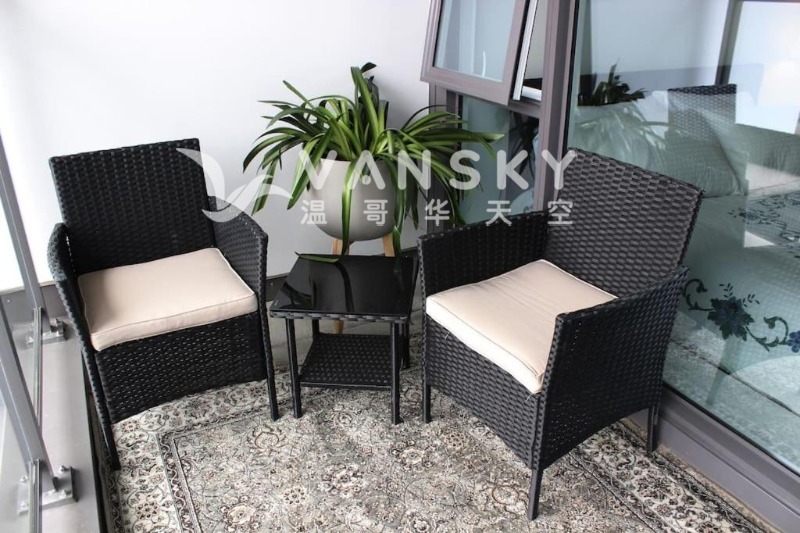 250604224100_2_6_balcony.jpg