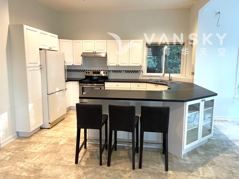 出租高贵林中心附近两室两厅两卫