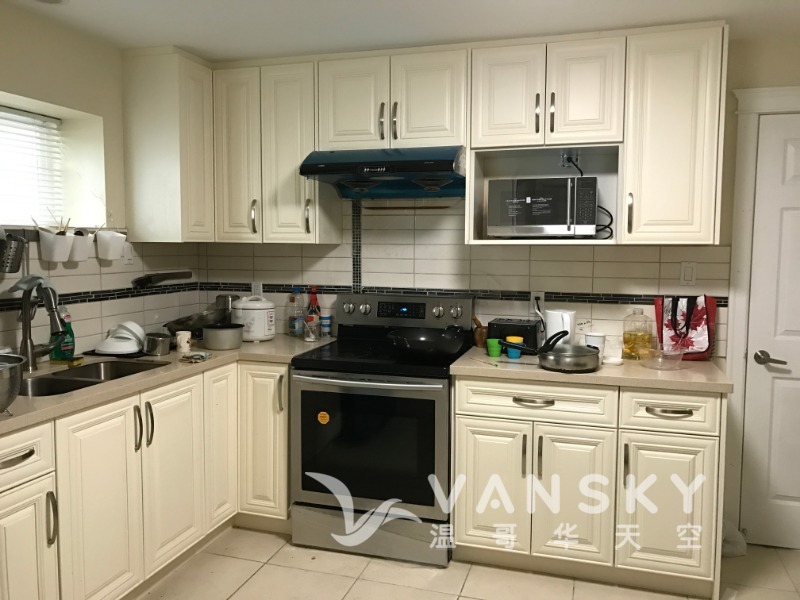 250627174647_kitchen1.JPG