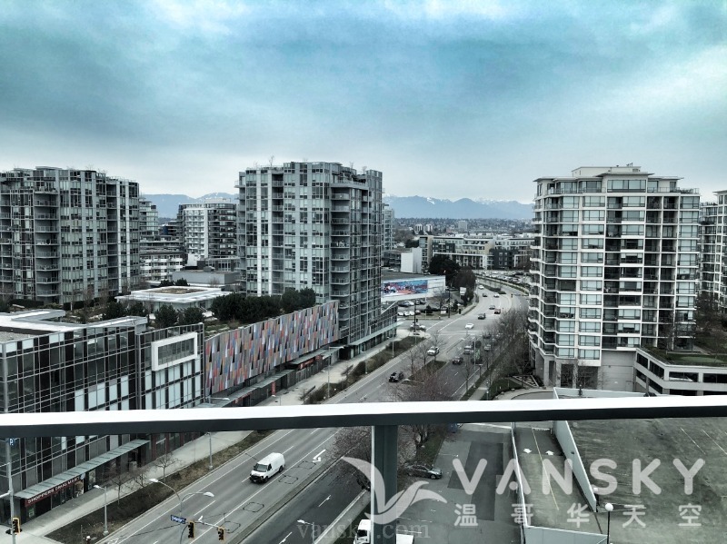 250708104038_窗外风景.jpg