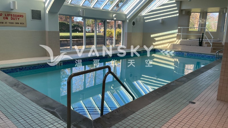 250714221840_游泳馆.jpg
