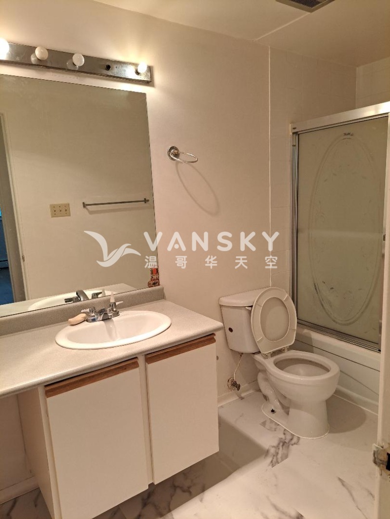 250809094151_Bathroom.jpg