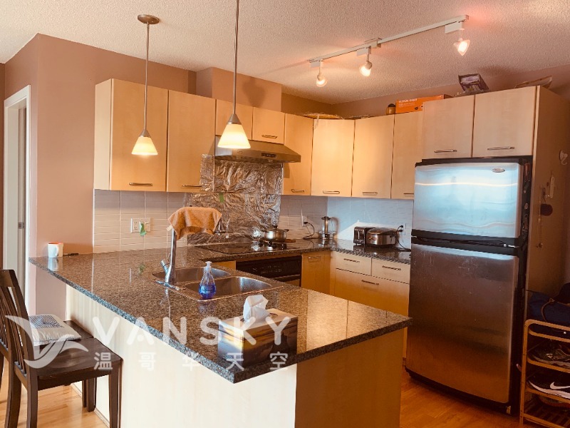 250920195450_kitchen.jpeg