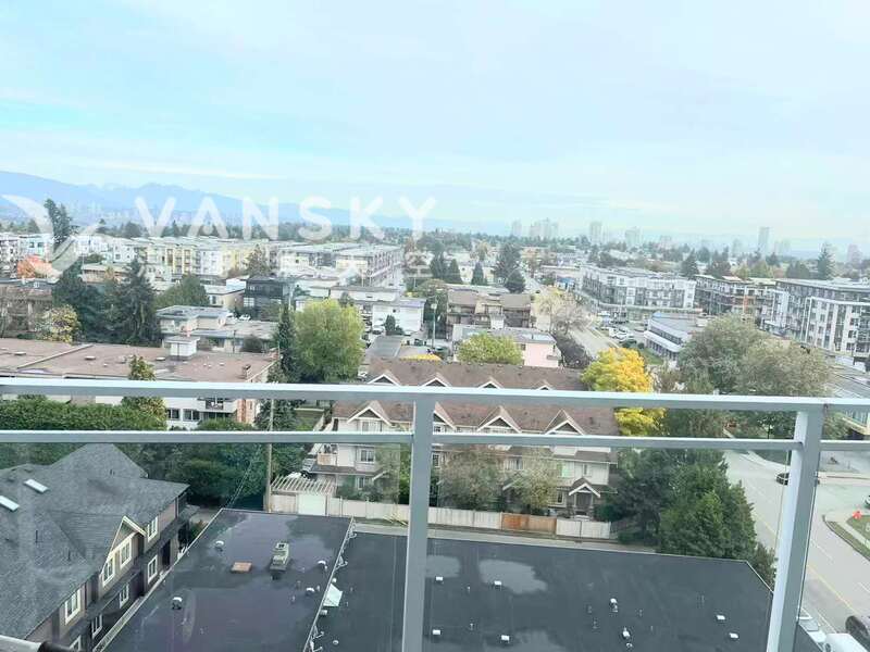 Metrotown两房两卫公寓出租