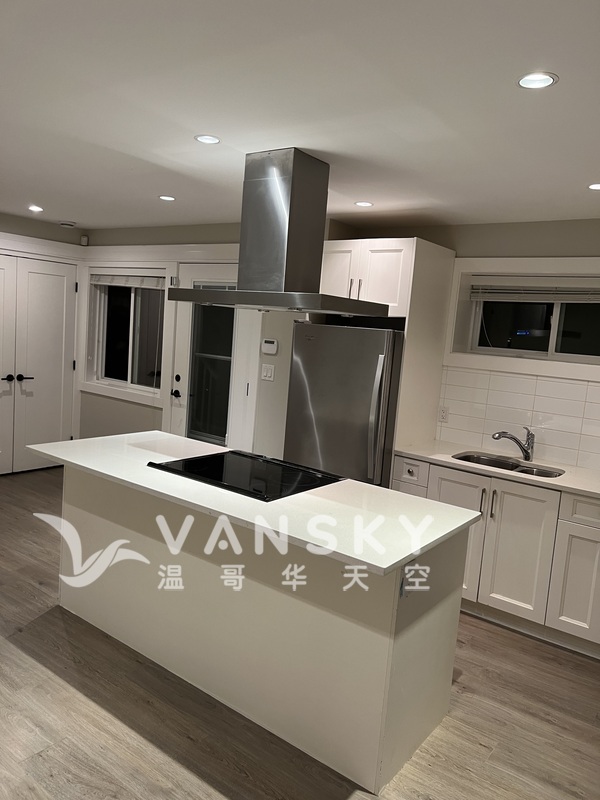 7年新house 楼下2室一卫独立出入单位出租