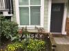 本拿比Highgate联排 -553英尺1卧室，2花园，可带宠 