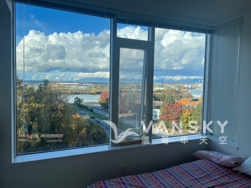 列治文高级河景2b2b公寓出租