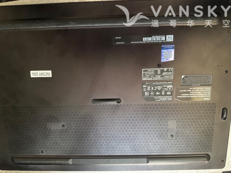 MSI 全球第一款搭載144Hz極窄邊框電競面板的15.6吋超輕薄電競筆電