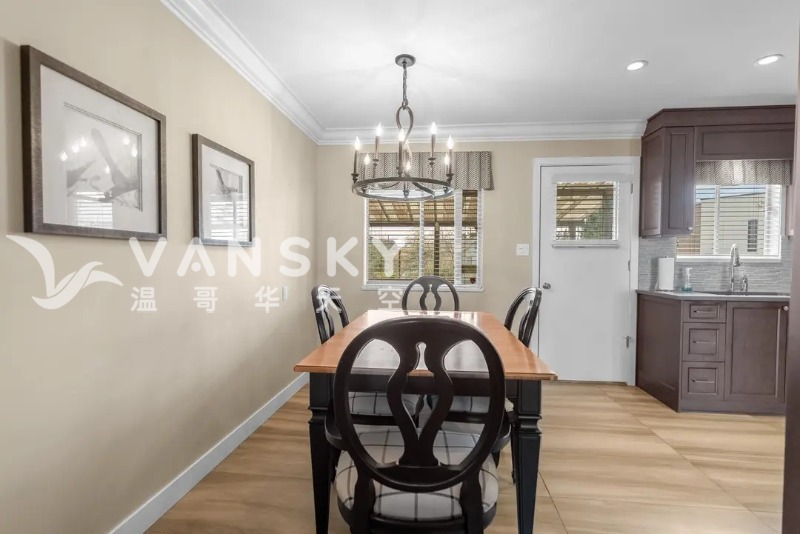 260428222035_14_8080_Dining_Room.jpg