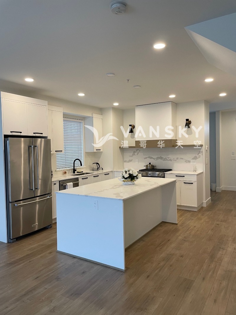 260506194645_kitchen.jpg