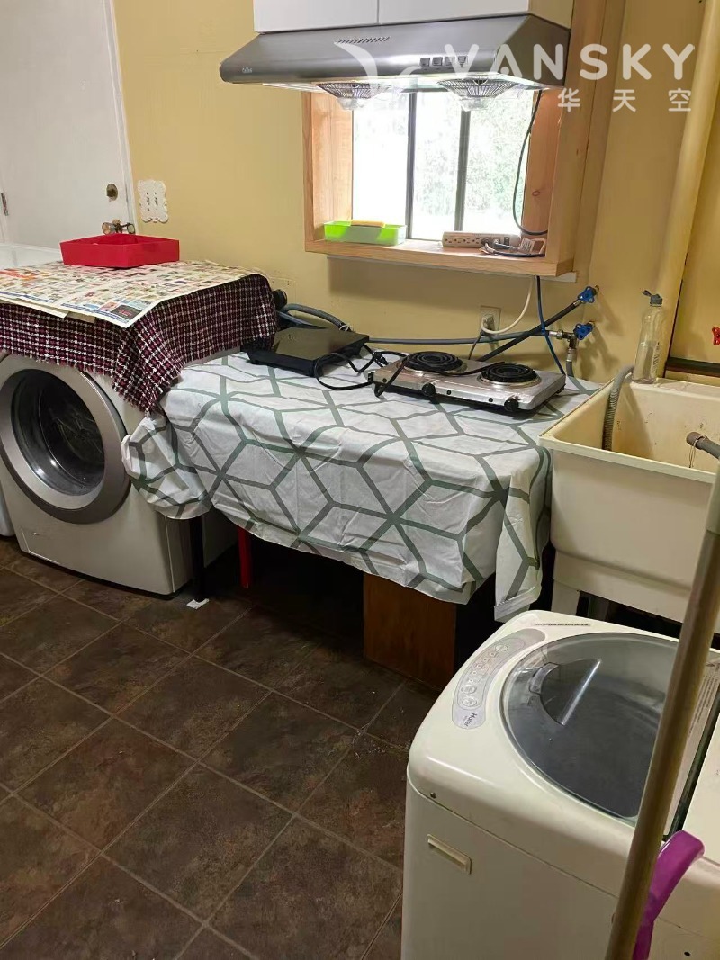 260618225823_kitchen.jpg