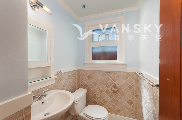 260708023153_washroom.jpg