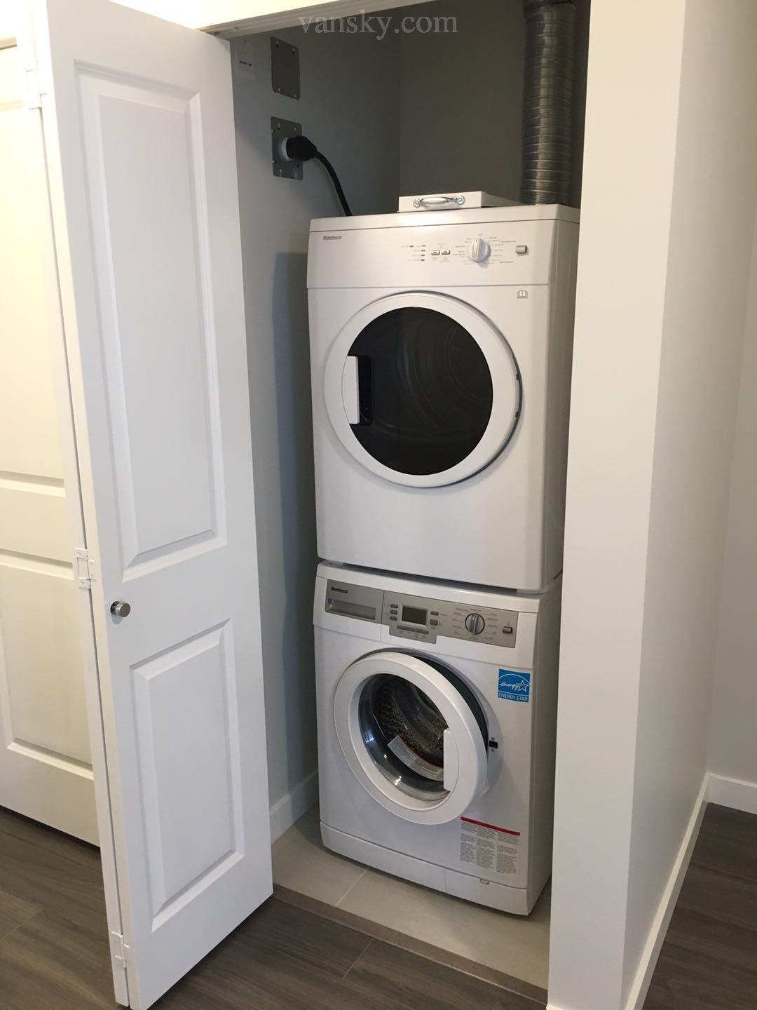 220301220244_Laundry.JPG