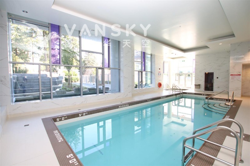 250618143000_pool.jpg