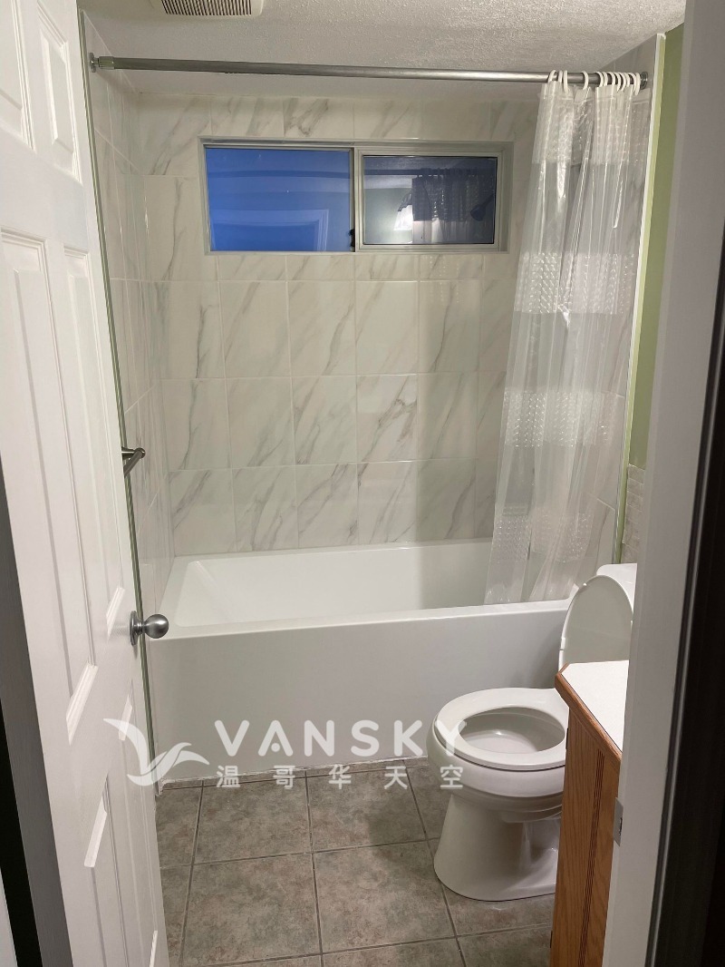250503163043_bathroom.jpg