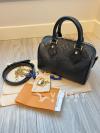 全新LV Speedy 20 黑色包包 $3500