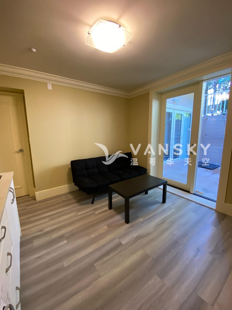 250501181312_Livingroom2.jpg