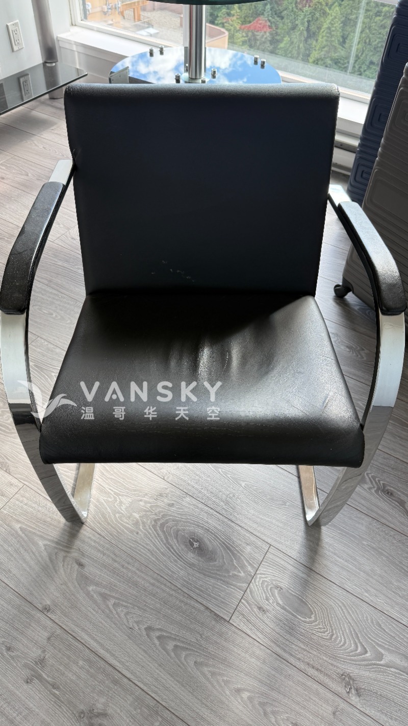 260609204849_chair.jpg