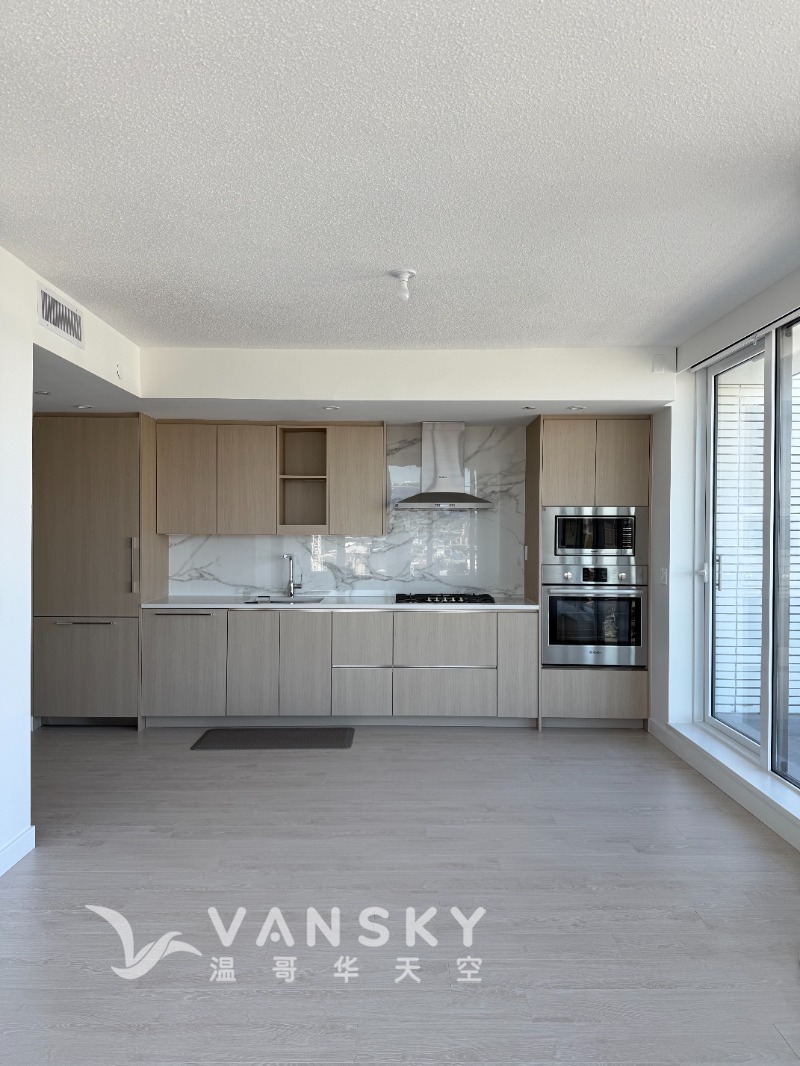 250424140021_Kitchen.jpg