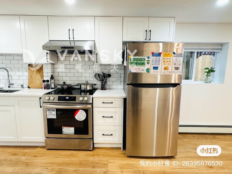 250701215418_Kitchen2.JPG