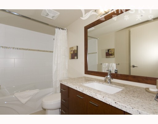 260723125825_bathroom.jpg