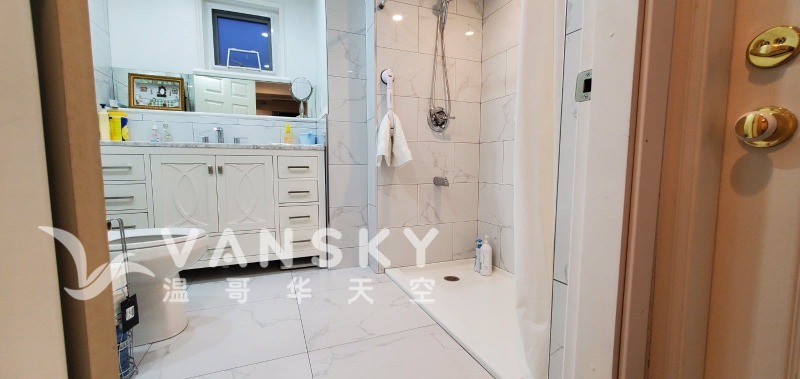 250804205734_Bathroom.jpeg