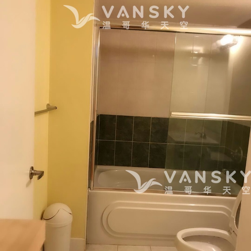 250720232422_Bathroom1-1.jpg