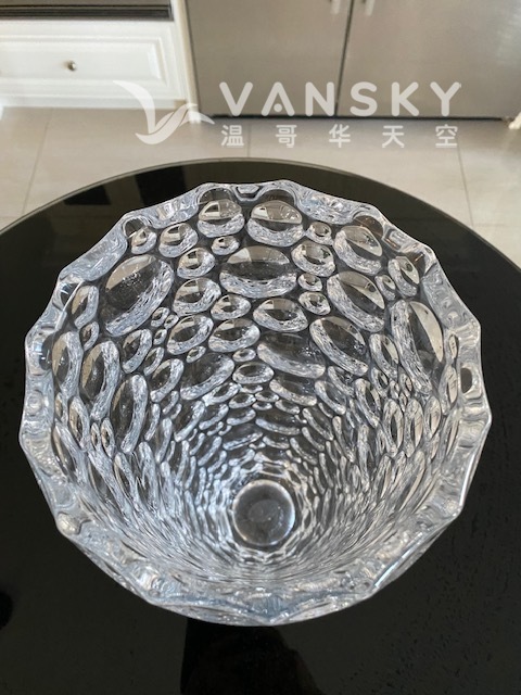 251129134640_水晶花瓶2.jpg